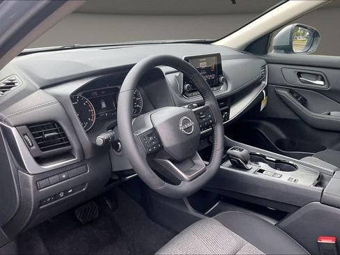 New 2026 Nissan Rogue SV FWD image 7
