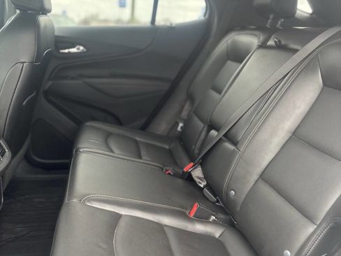 Used 2021 Chevrolet Equinox Premier AWD/4WD image 14