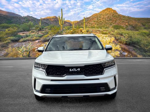 Used 2023 Kia Sorento EX FWD image 9
