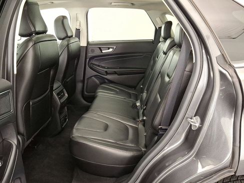 Used 2020 Ford Edge Titanium w/ Equipment Group 301A AWD/4WD image 12