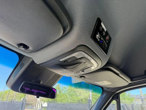 Used 2023 Mercedes-Benz Sprinter 3500 image 21