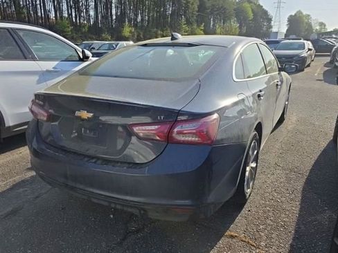 Used 2022 Chevrolet Malibu LT FWD image 2