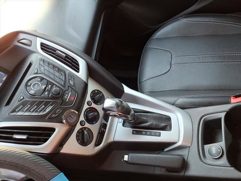 Used 2014 Ford Focus SE w/ Equipment Group 201A image 16