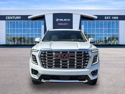 New 2026 GMC Yukon Denali w/ Denali Reserve Package image 2