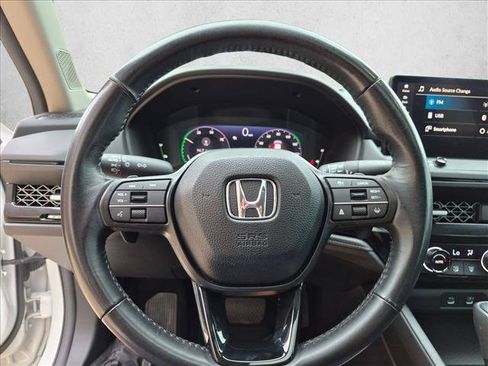Used 2024 Honda Accord EX-L image 12