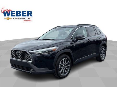 Used 2024 Toyota Corolla Cross XLE image 1