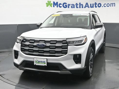 Used 2025 Ford Explorer Active w/ Active Comfort Package AWD/4WD image 23