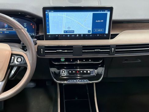 Certified 2023 Lincoln Corsair Reserve w/ Equipment Group 201A image 20