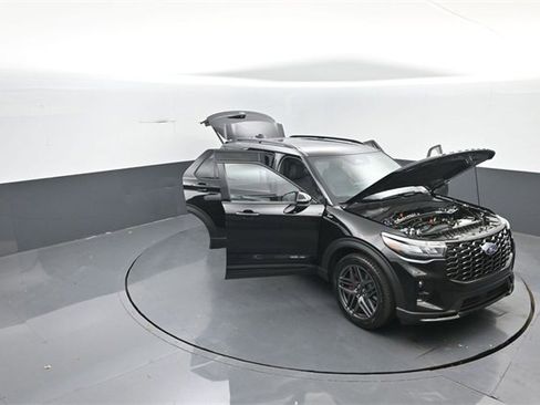 New 2026 Ford Explorer ST-Line w/ ST-Line Street Pack image 39