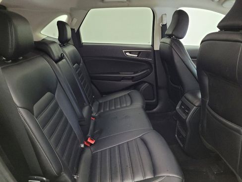 Used 2024 Ford Edge SEL image 19