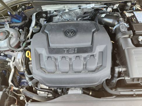 Used 2024 Volkswagen Tiguan SEL R-Line AWD/4WD image 34