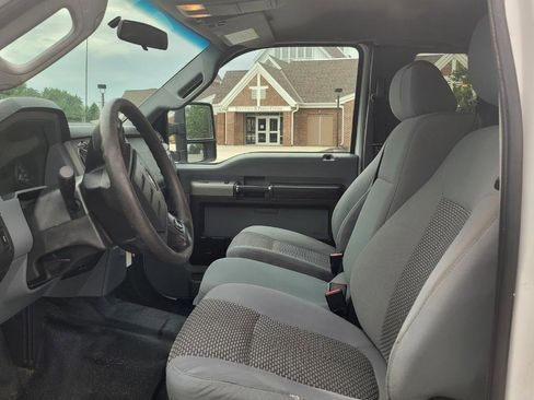 Used 2013 Ford F250 XLT AWD/4WD image 7