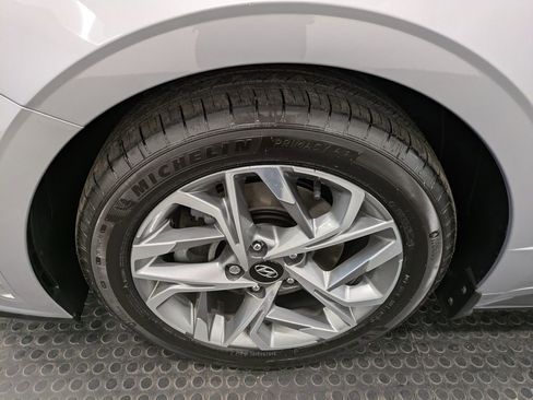 Used 2023 Hyundai Sonata SEL w/ Convenience Package FWD image 7