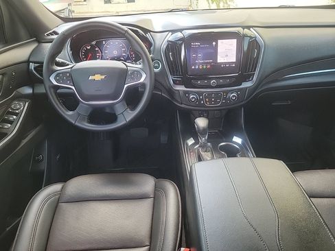 Used 2023 Chevrolet Traverse High Country FWD image 18