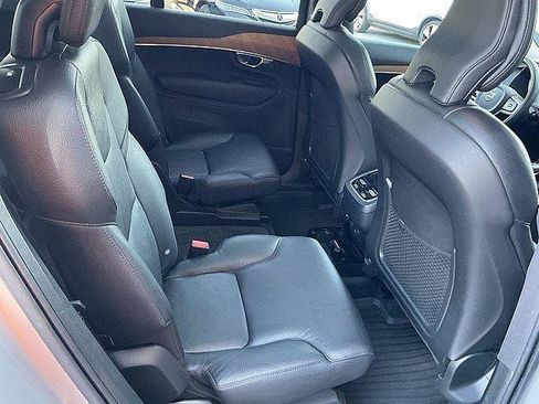 Used 2022 Volvo XC90 T6 Momentum w/ Advanced Package AWD/4WD image 20