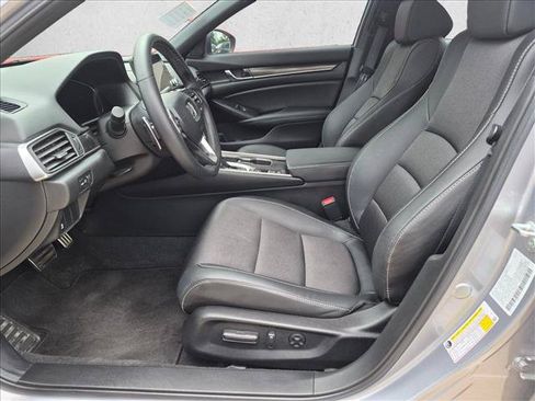 Used 2021 Honda Accord Sport image 13