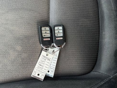 Used 2018 Honda Accord LX image 32