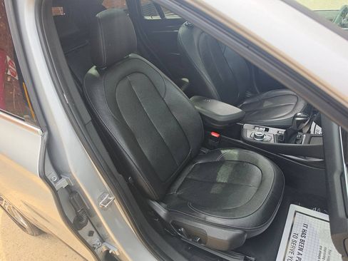Used 2017 BMW X1 xDrive28i AWD/4WD image 12