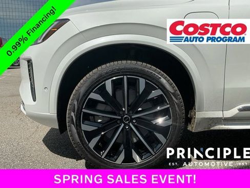 New 2026 Volvo XC90 T8 Plus w/ Protection Package Premier AWD/4WD image 9