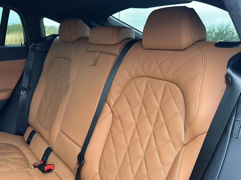 New 2026 BMW X6 xDrive40i w/ Climate Comfort Package image 16