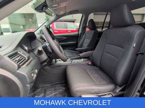 Used 2023 Honda Ridgeline Sport image 19