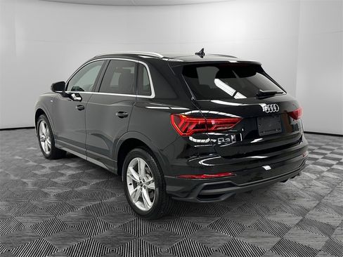 Used 2024 Audi Q3 2.0T Premium Plus image 3