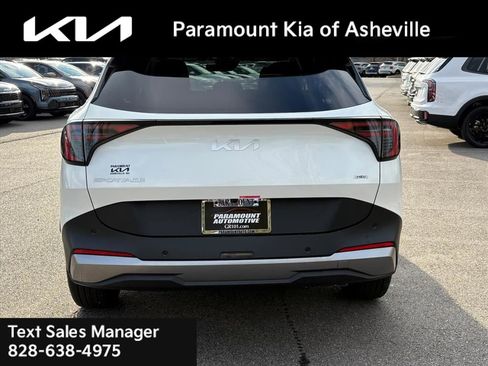New 2026 Kia Sportage LX image 5
