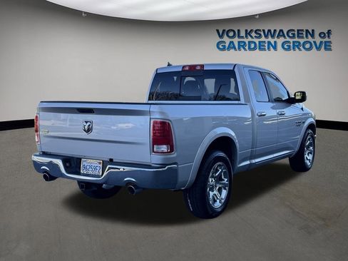 Used 2017 RAM 1500 Laramie image 7