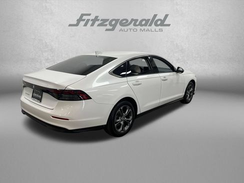 Used 2023 Honda Accord EX image 7