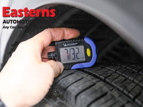 Used 2024 Toyota Highlander LE image 28