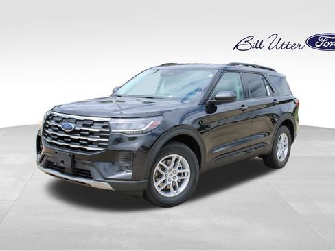 New 2026 Ford Explorer Active RWD image 1