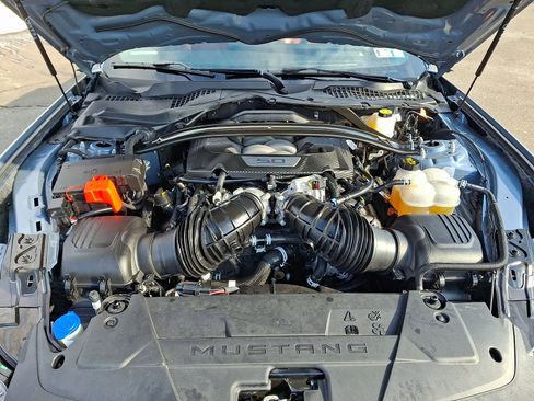 Used 2025 Ford Mustang GT Premium image 30