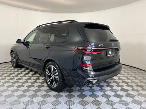 Used 2026 BMW X7 xDrive40i w/ M Sport Package AWD/4WD image 5