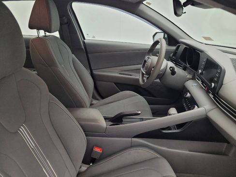 Used 2021 Hyundai Elantra SEL image 21