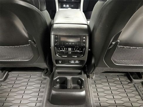 Used 2021 Jeep Grand Cherokee L Limited image 33