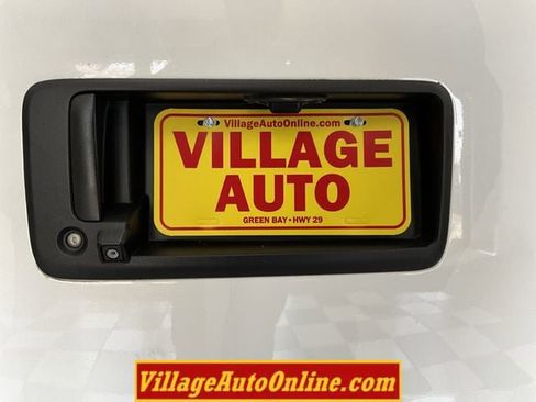 Used 2017 Chevrolet Express 2500 Extended RWD image 21