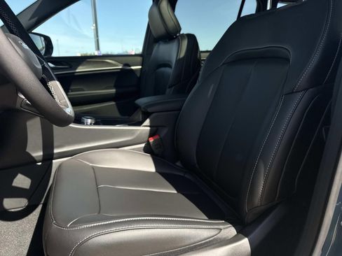 New 2026 Jeep Grand Cherokee Limited w/ Limited Altitude Package RWD image 16