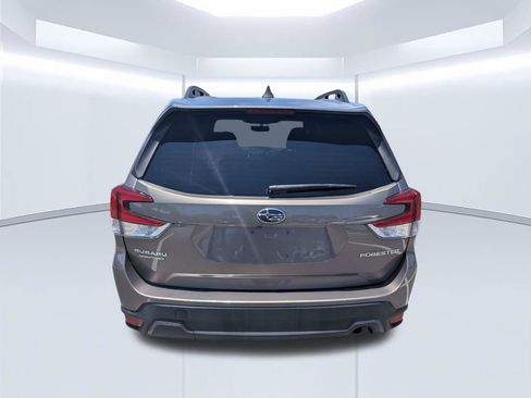 Used 2023 Subaru Forester Premium AWD/4WD image 7
