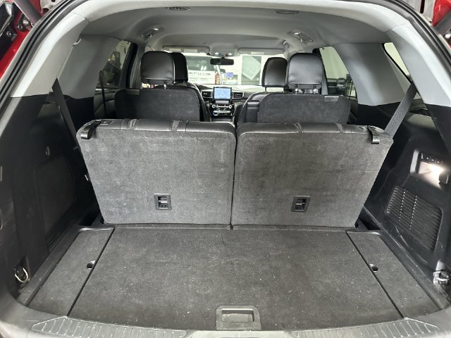 Used 2021 Ford Explorer Limited w/ Equipment Group 301A AWD/4WD image 26