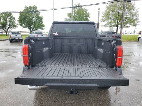 New 2026 Toyota Tacoma TRD Off-Road AWD/4WD image 8