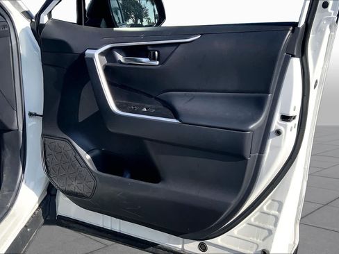 Certified 2024 Toyota RAV4 XLE FWD image 22
