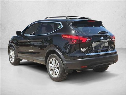 Used 2019 Nissan Rogue Sport S w/ Appearance Package FWD image 8
