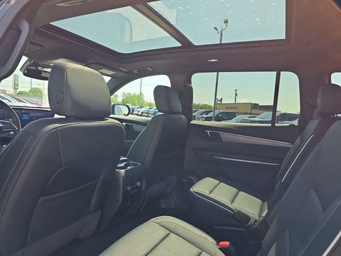 Used 2025 Buick Enclave Sport Touring w/ Super Cruise Package FWD image 25