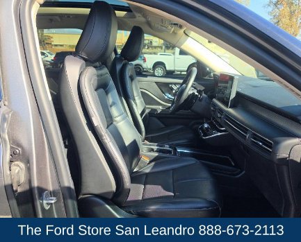 Used 2023 Lincoln Corsair FWD w/ Equipment Group 101A image 14