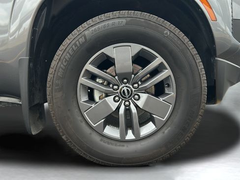 Used 2025 Nissan Frontier SV w/ SV Convenience Package RWD image 31