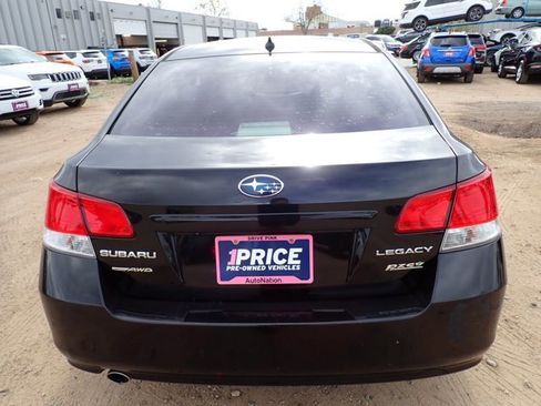 Used 2014 Subaru Legacy 2.5i Premium w/ Moonroof Package image 3