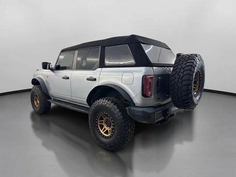 Used 2022 Ford Bronco Badlands w/ Sasquatch Package AWD/4WD image 7