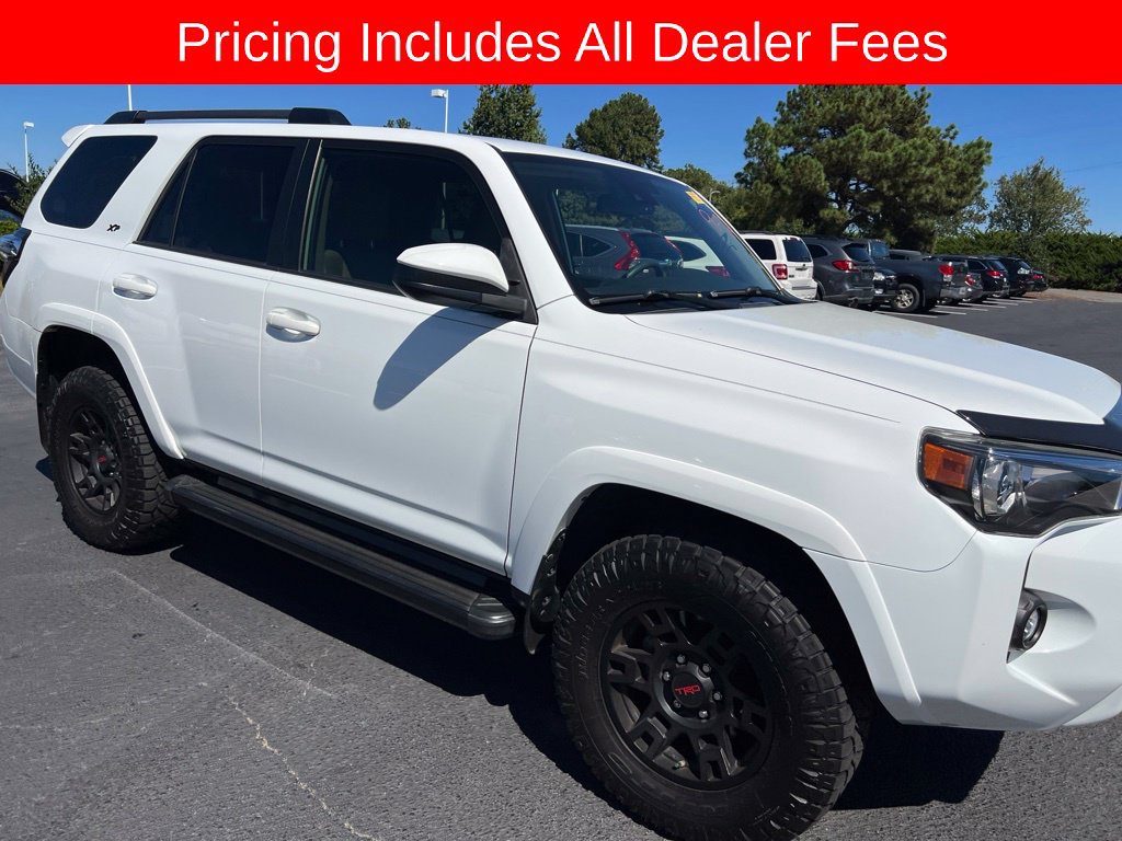 Used 2021 Toyota 4Runner SR5 AWD/4WD image 17