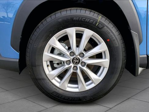 New 2026 Toyota Corolla Cross LE image 11