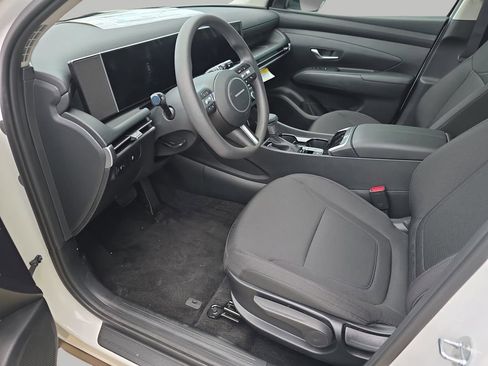 New 2026 Hyundai Tucson SE FWD image 8